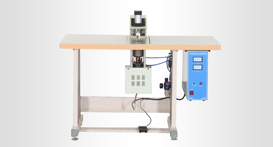 ultrasonic welding machine